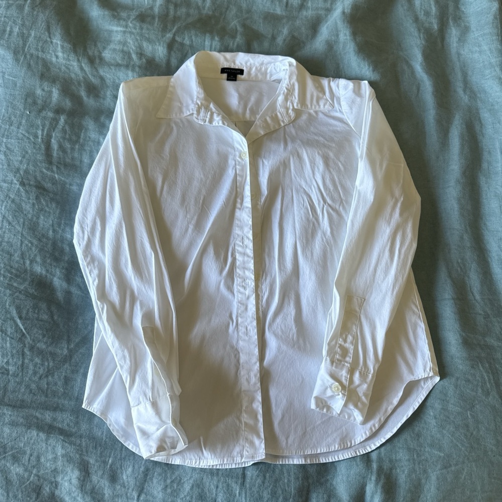 Ann Taylor White Button-Down Long Sleeve Top | Size XS